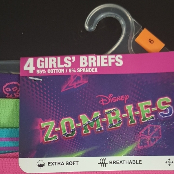 Disney Zombies 2 Girls' Briefs - Purple and Green - Picture 7 of 7
